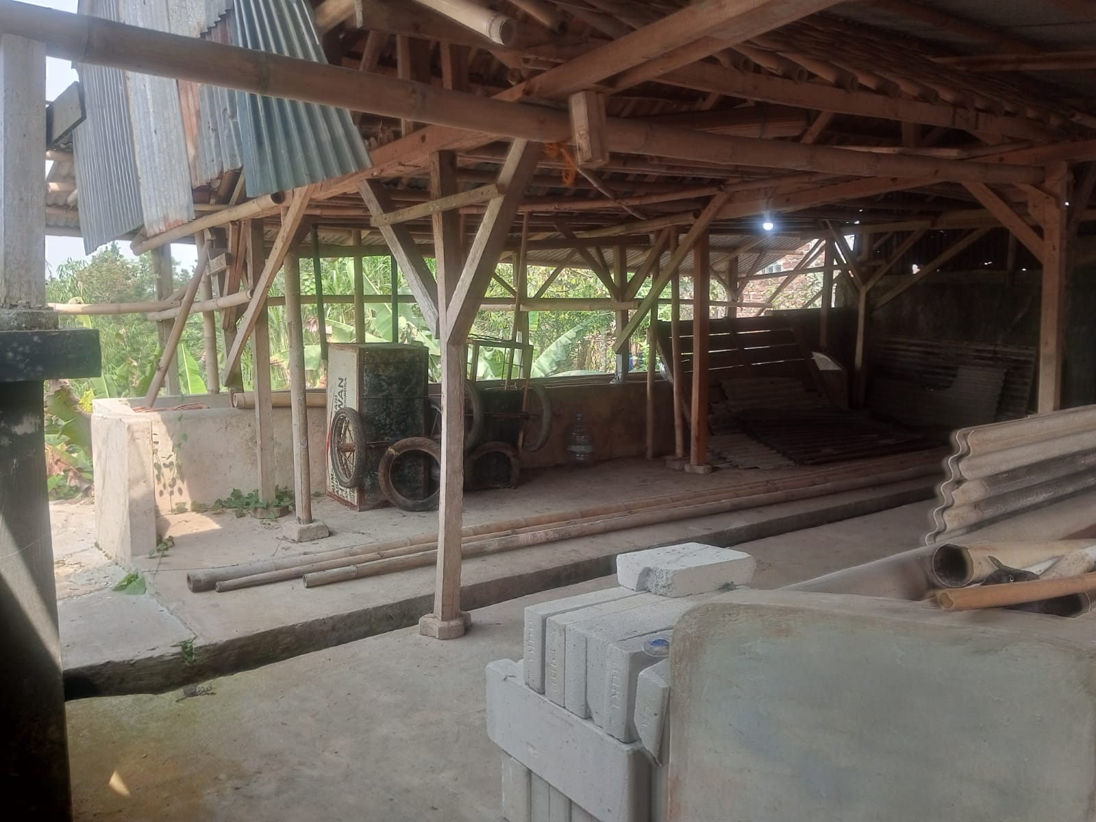 Suasana & lingkungan sekitar